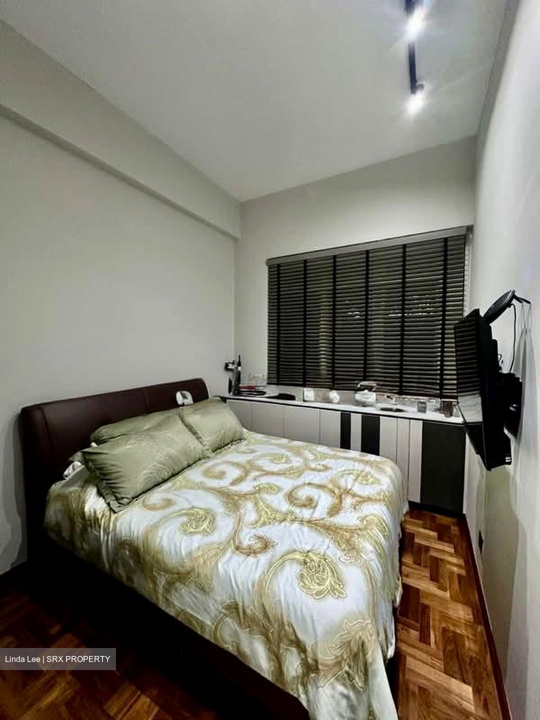 Forest Hills Condominium (D26), Condominium #606207761